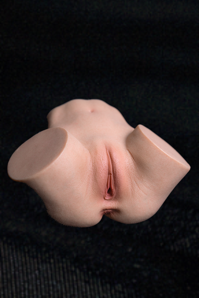 4.15 kg silicone torso sex doll